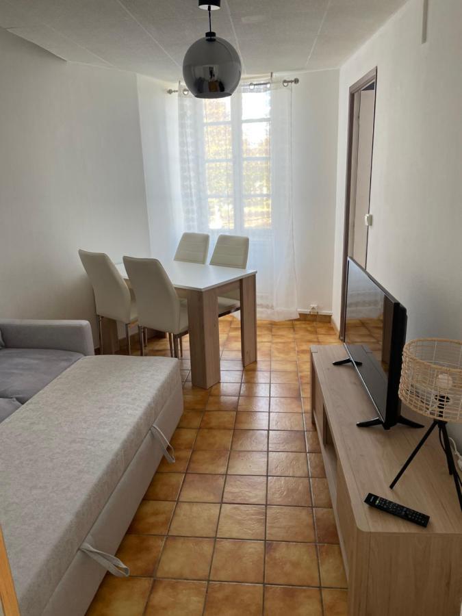 Charmant T2 Au 1Er Dans Residence Avec Parc Arbore 圣皮埃尔－勒穆捷 外观 照片